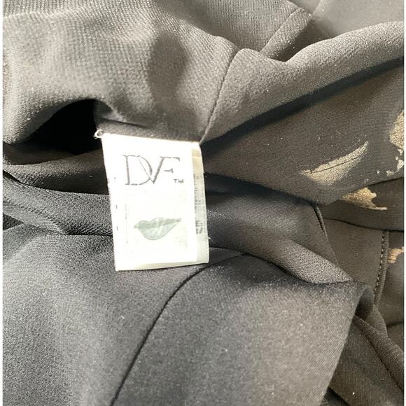 Diane von Furstenberg Black Wrap Dress Size 14 Silk Hem Classic Tie Side - Picture 9 of 11